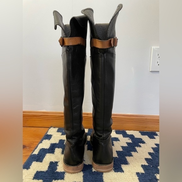 Frye Paige Cuff Tall Riding Boots | Black | Size 8.5 - Picture 9 of 16